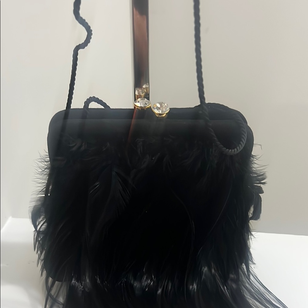 Bottega Veneta Elegant Black Feathered Women's Bag